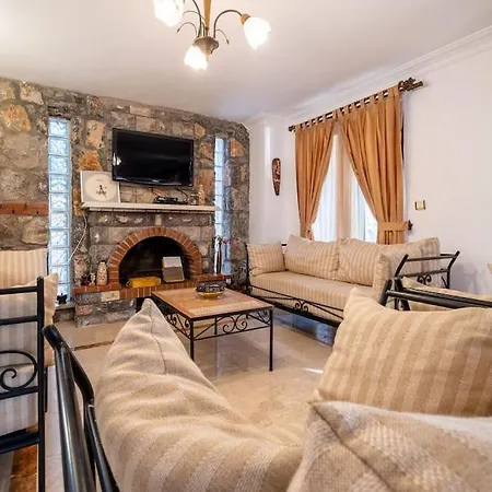 Oludeniz'de Genis Bahceli Villa-awz204 페티예