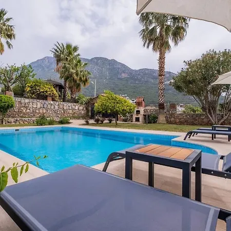 Oludeniz'de Genis Bahceli Villa-awz204 فيلة