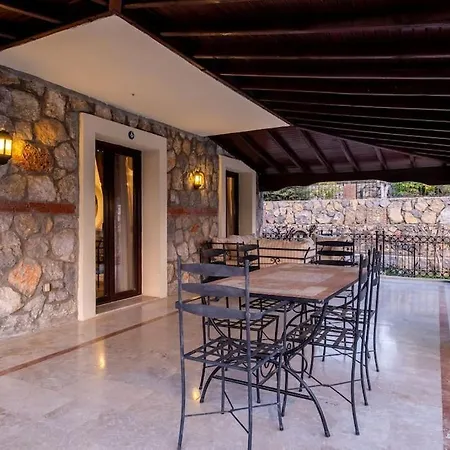 فيلة Oludeniz'de Genis Bahceli Villa-awz204