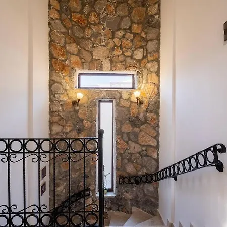 Oludeniz'de Genis Bahceli Villa-awz204 فيلة *